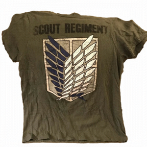 𝅺ATTACK on Titan T-shirt. Green.  Size medium. Unisex.